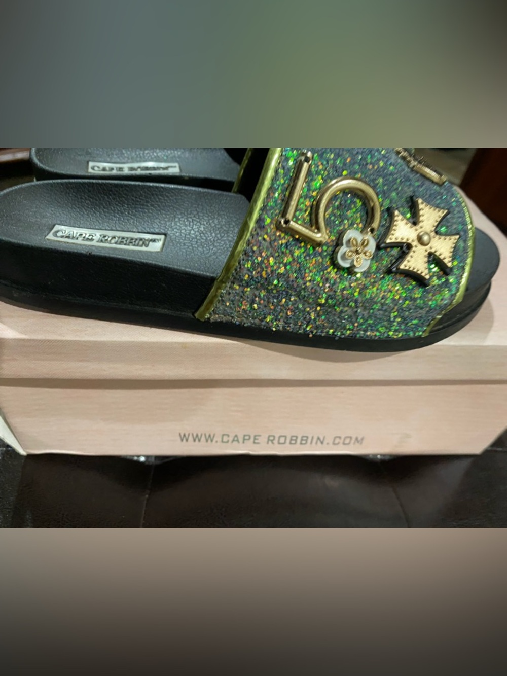 Cape Robbin Moira-25 Green Glitter Patch slides Size-7 - Picture 3 of 6